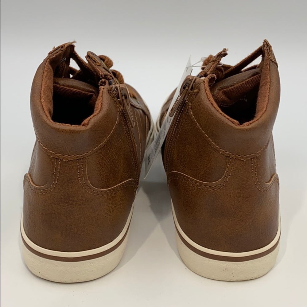 CAT & JACK FLORIÁN CASUAL MID TOP SNEAKERS - Picture 4 of 10